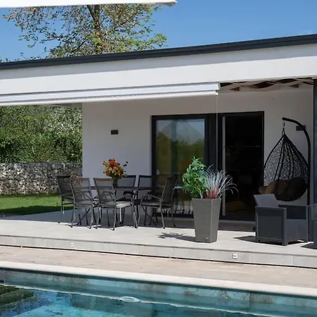 Villa Grimani Tinjan